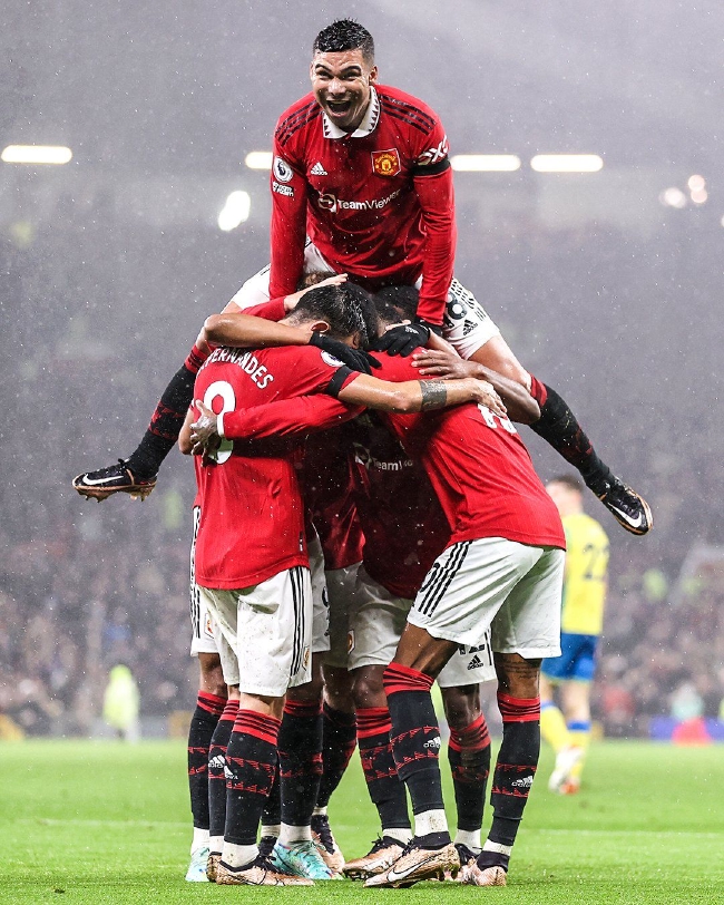 名人及其团 名人及其团