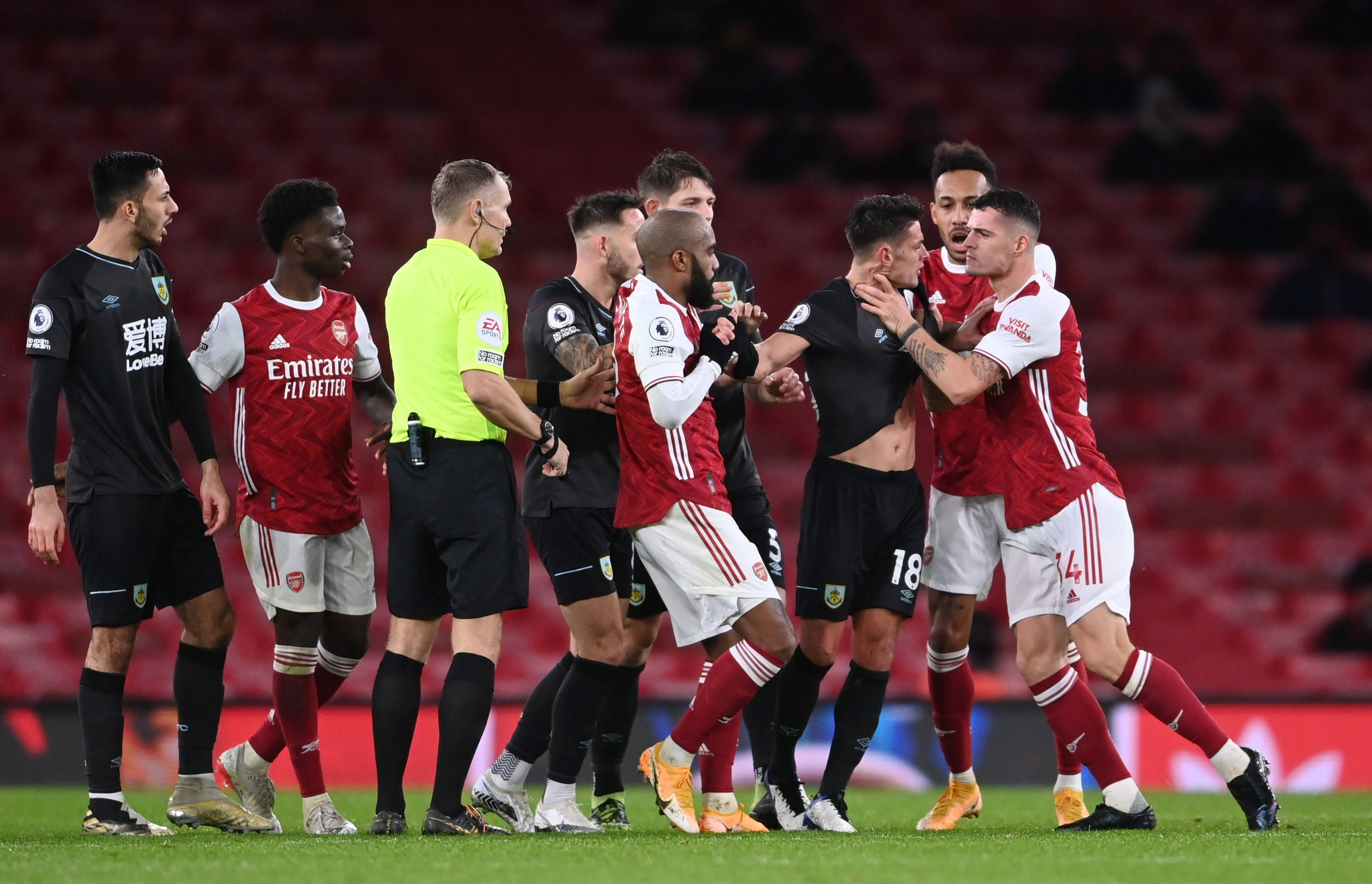 贝林厄姆与 贝林厄姆与